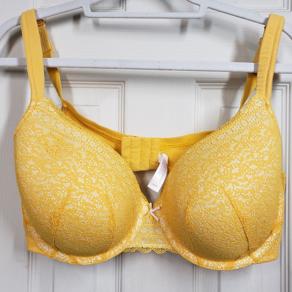 CACIQUE yellow lace bra